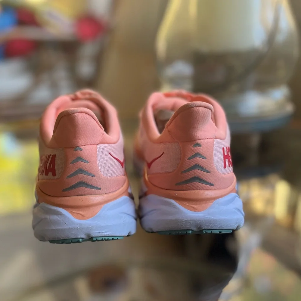 🦩Hoka🦩-Women's Pink Running Shoes-Sz 10 Clifton 8 - Picture 6 of 12